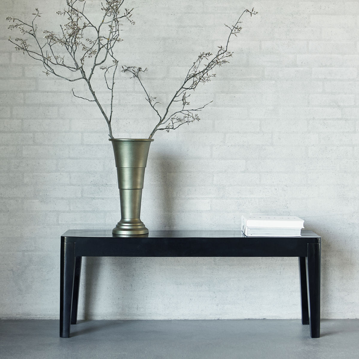 Bench, HDMolon, Brown House Doctor