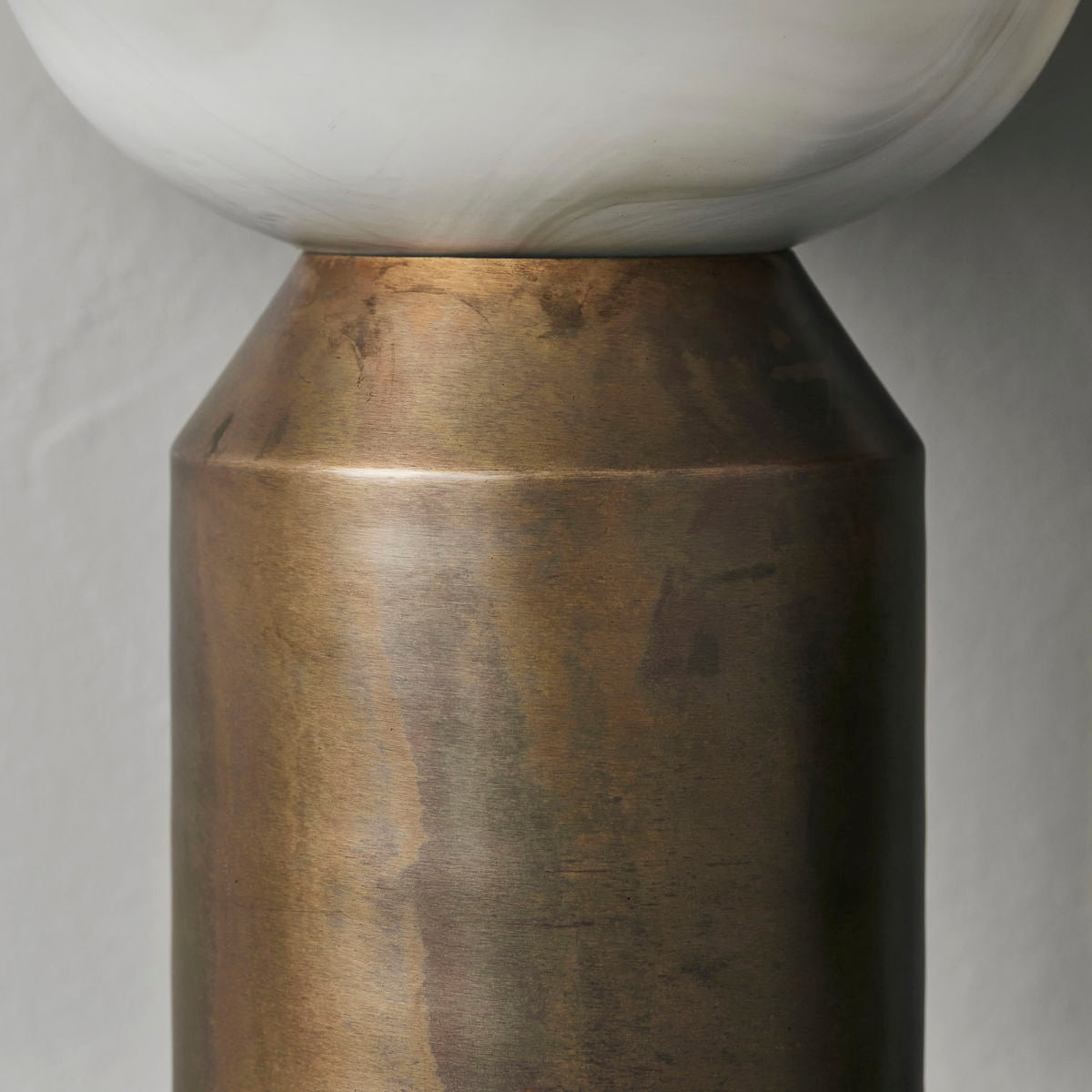 Table lamp, Big fellow, Antique brass finish Café Society