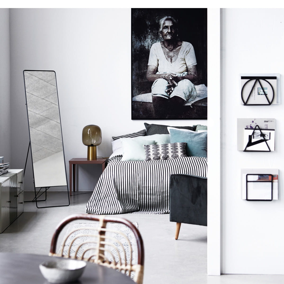 Floor mirror, Chic, Black