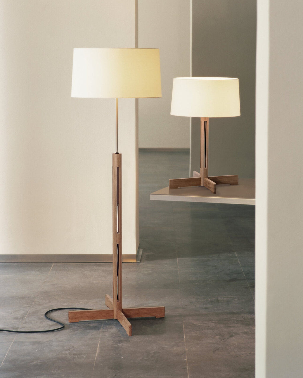 FAD Floor Lamp