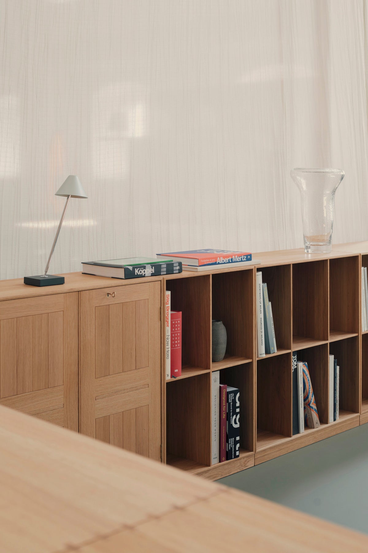 Gira Table Lamp | Mini