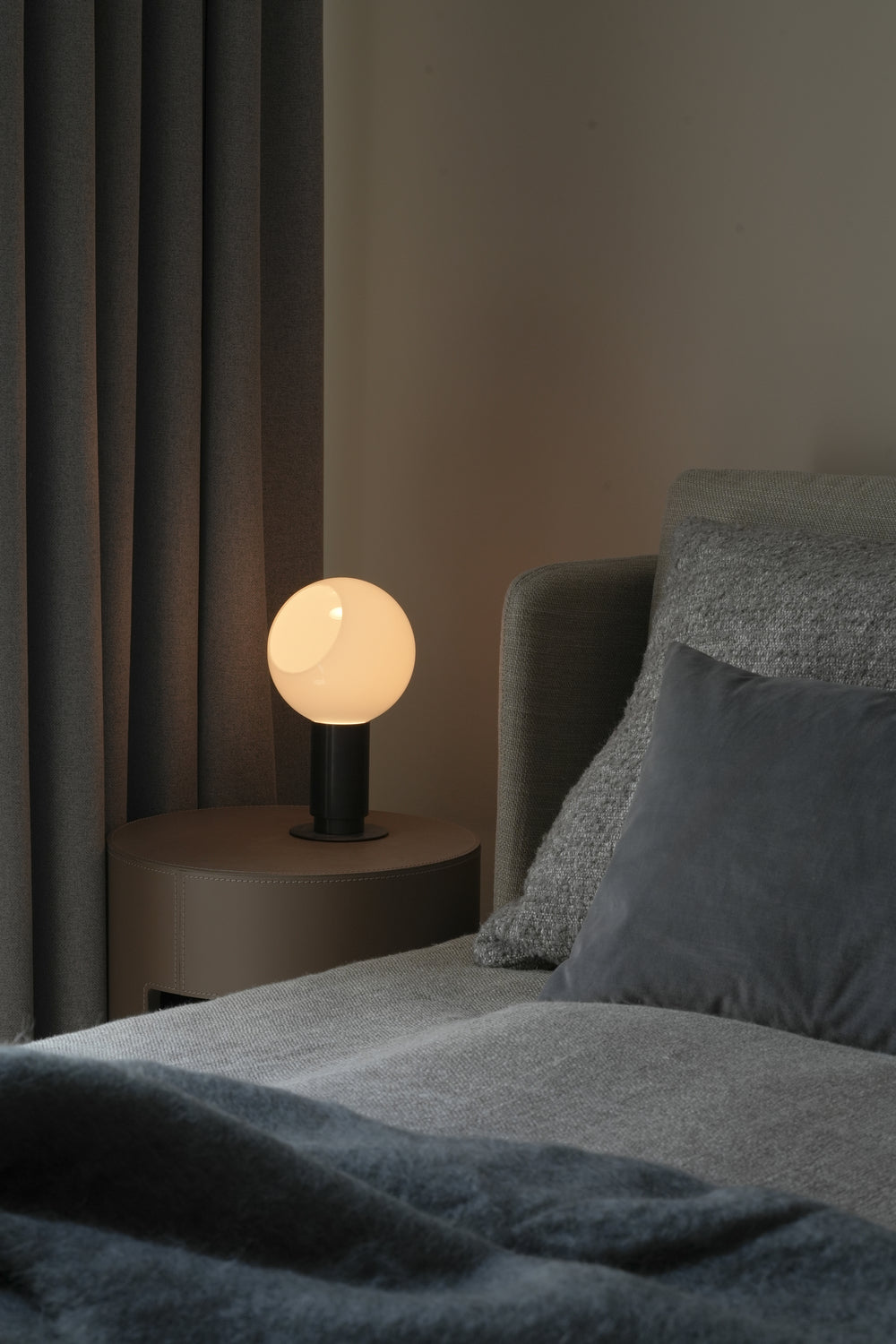 Donya Table Lamp