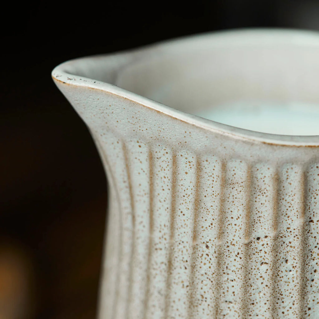 Pleat, JUG, Grey/Brown