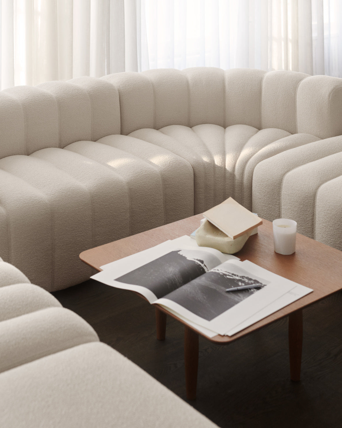 OKU COFFEE TABLE