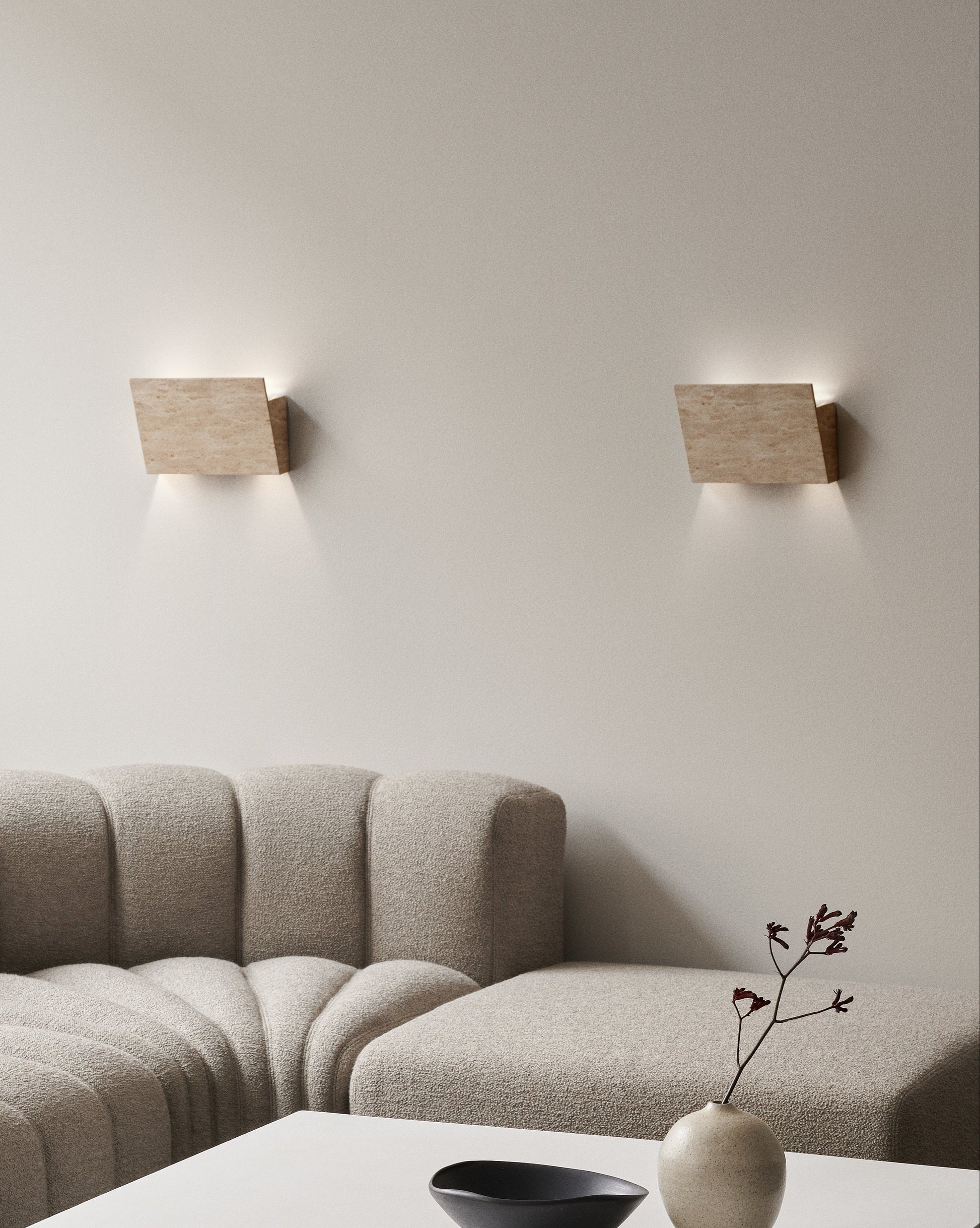 GALLERY WALL LAMP
