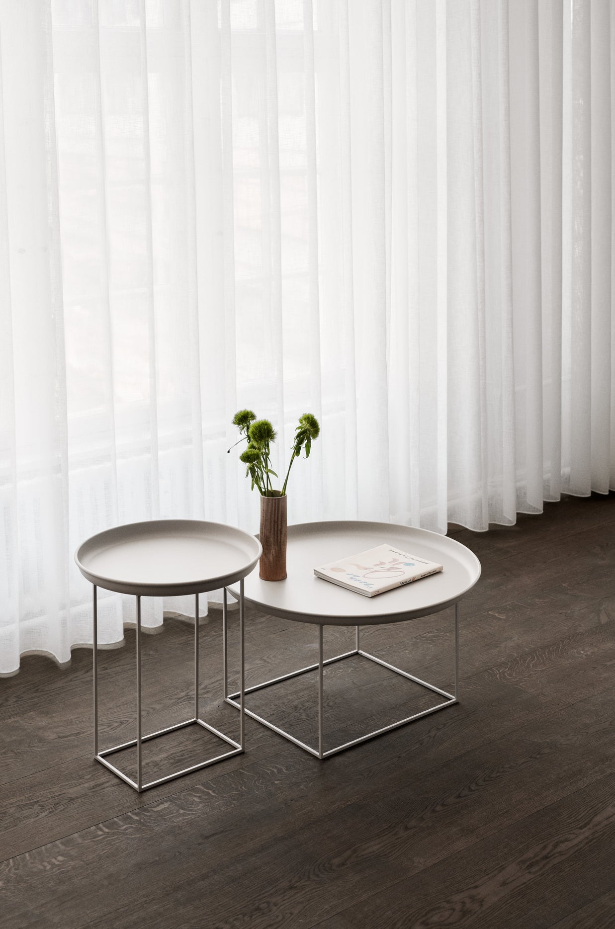 Duke Coffee Table | Medium