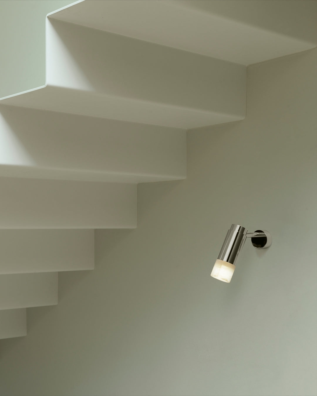 Donya Pivot Wall Lamp