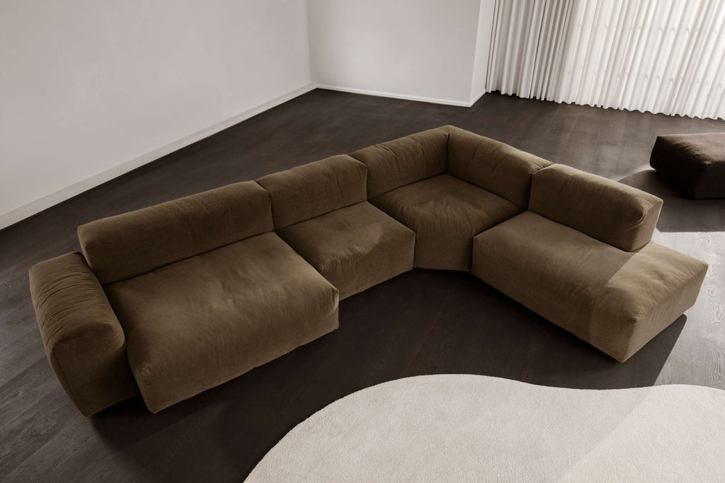 Reposé Sofa