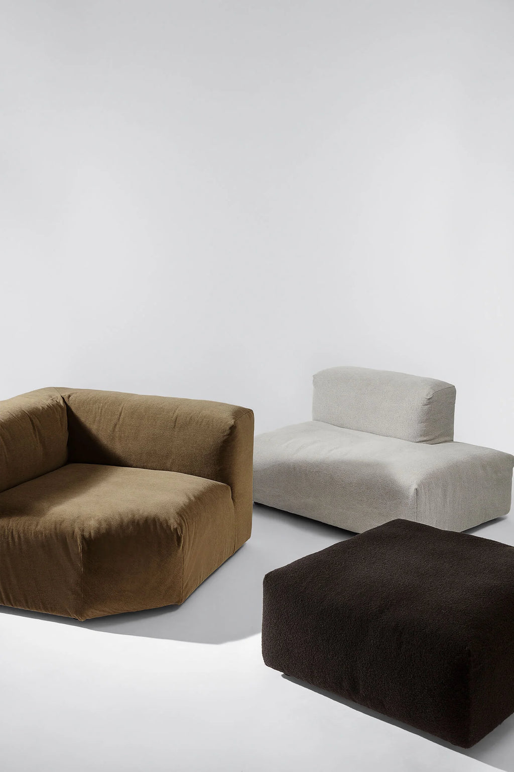 Reposé Sofa