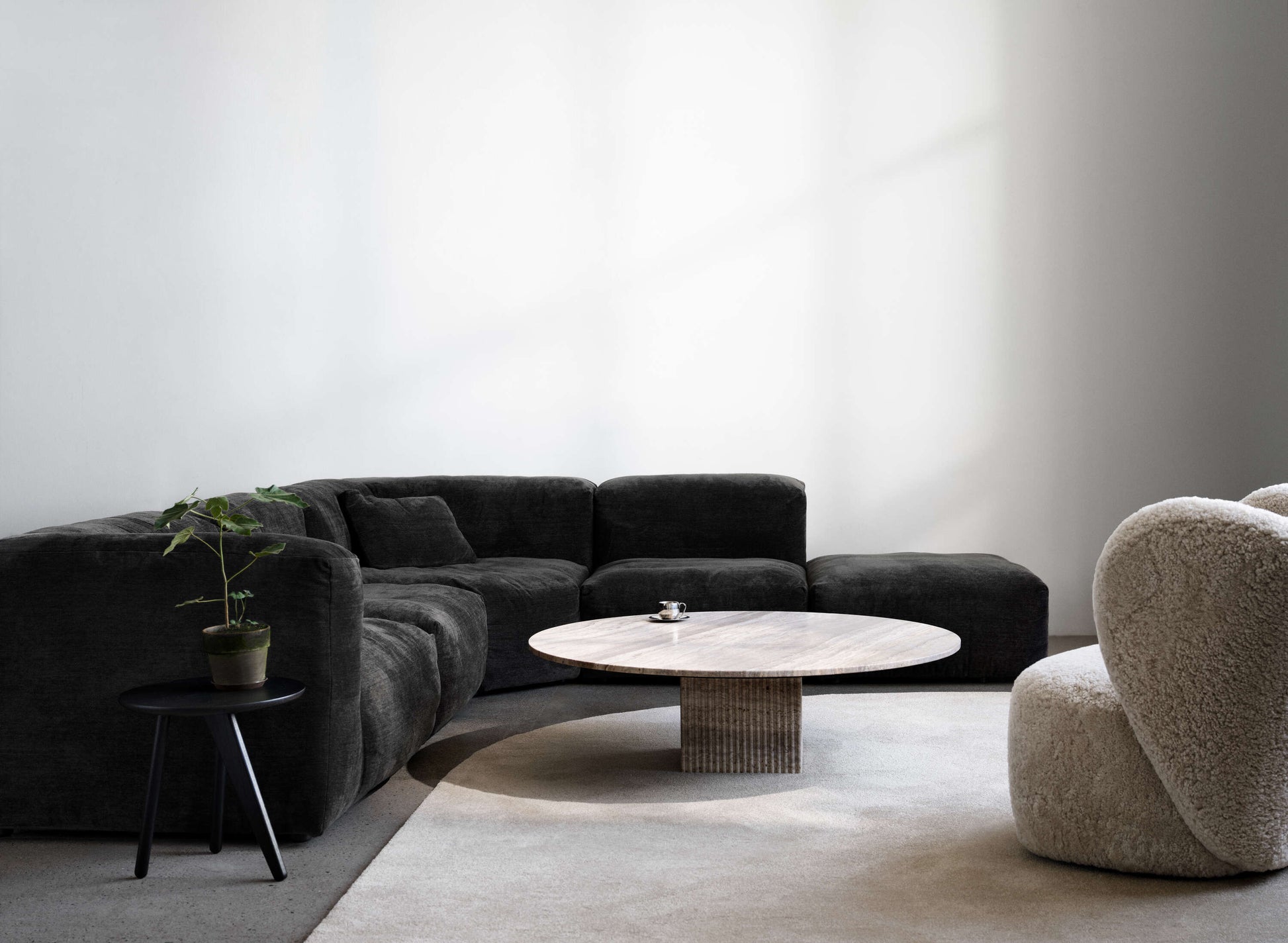 Reposé Sofa