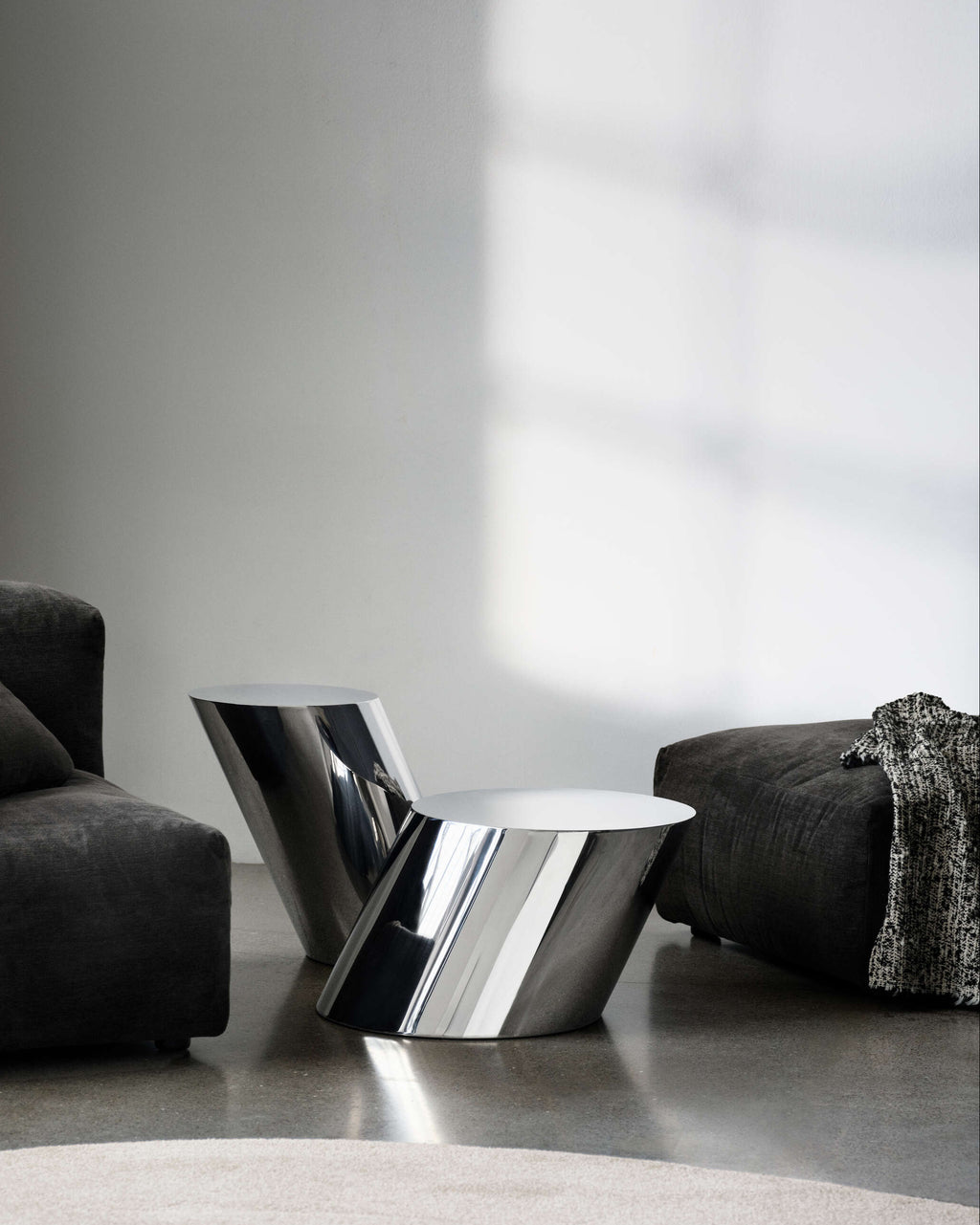 Tilt Coffee Table