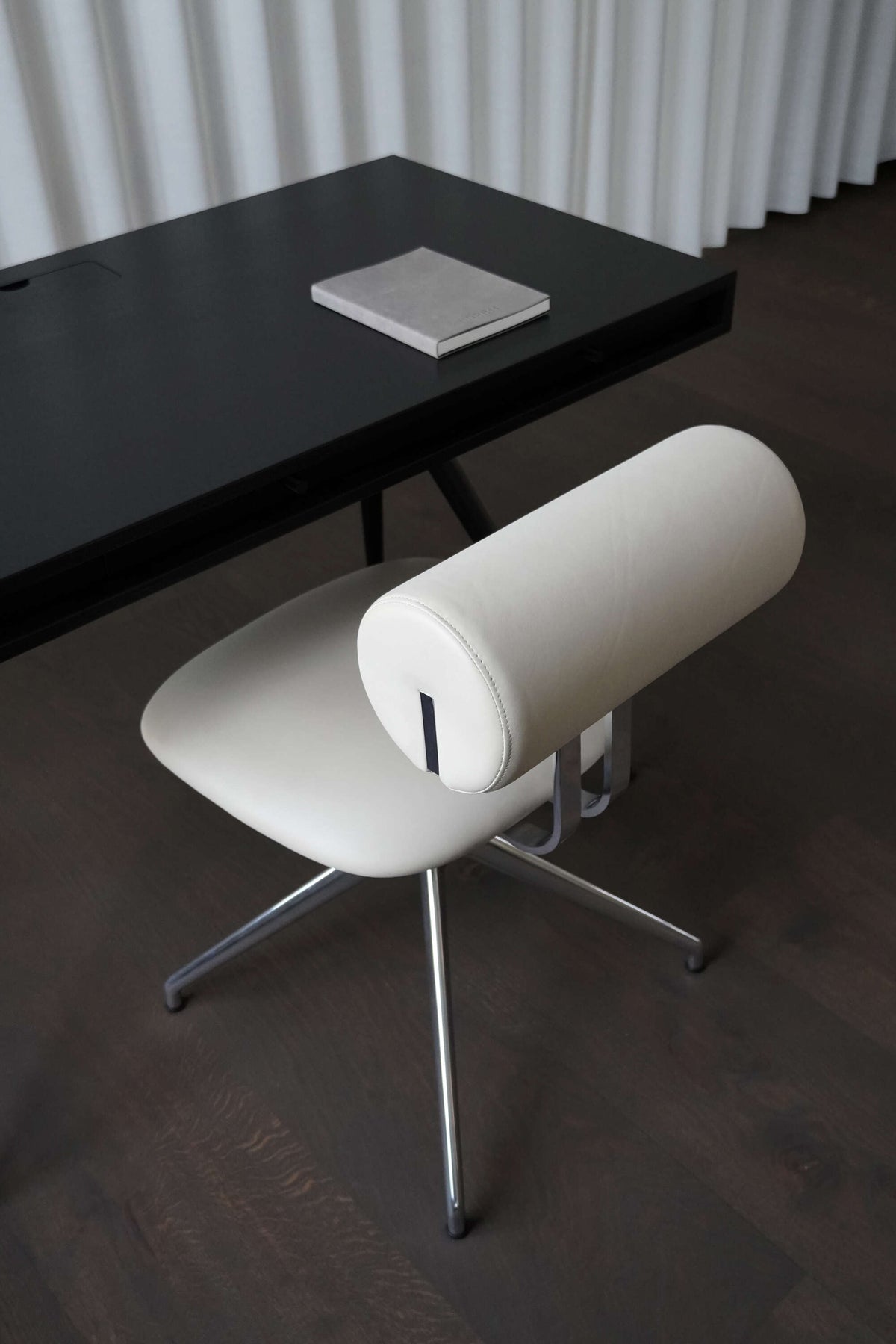 Hippo Chair | Work - 4 Star