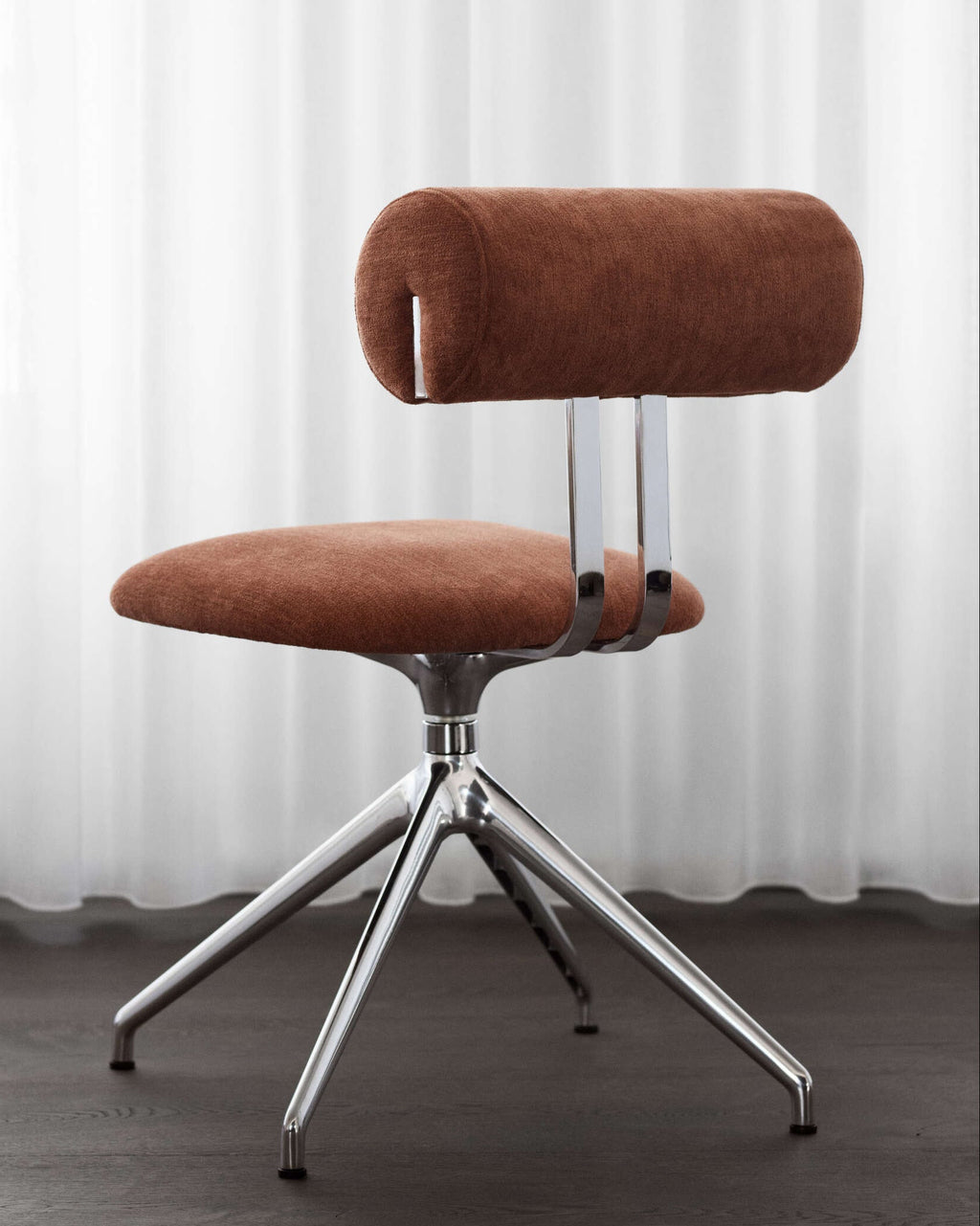 Hippo Chair | Work - 4 Star