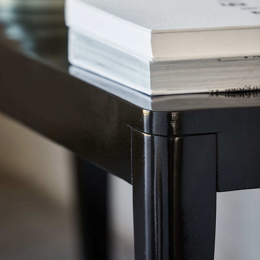 Bench, HDMolon, Brown House Doctor