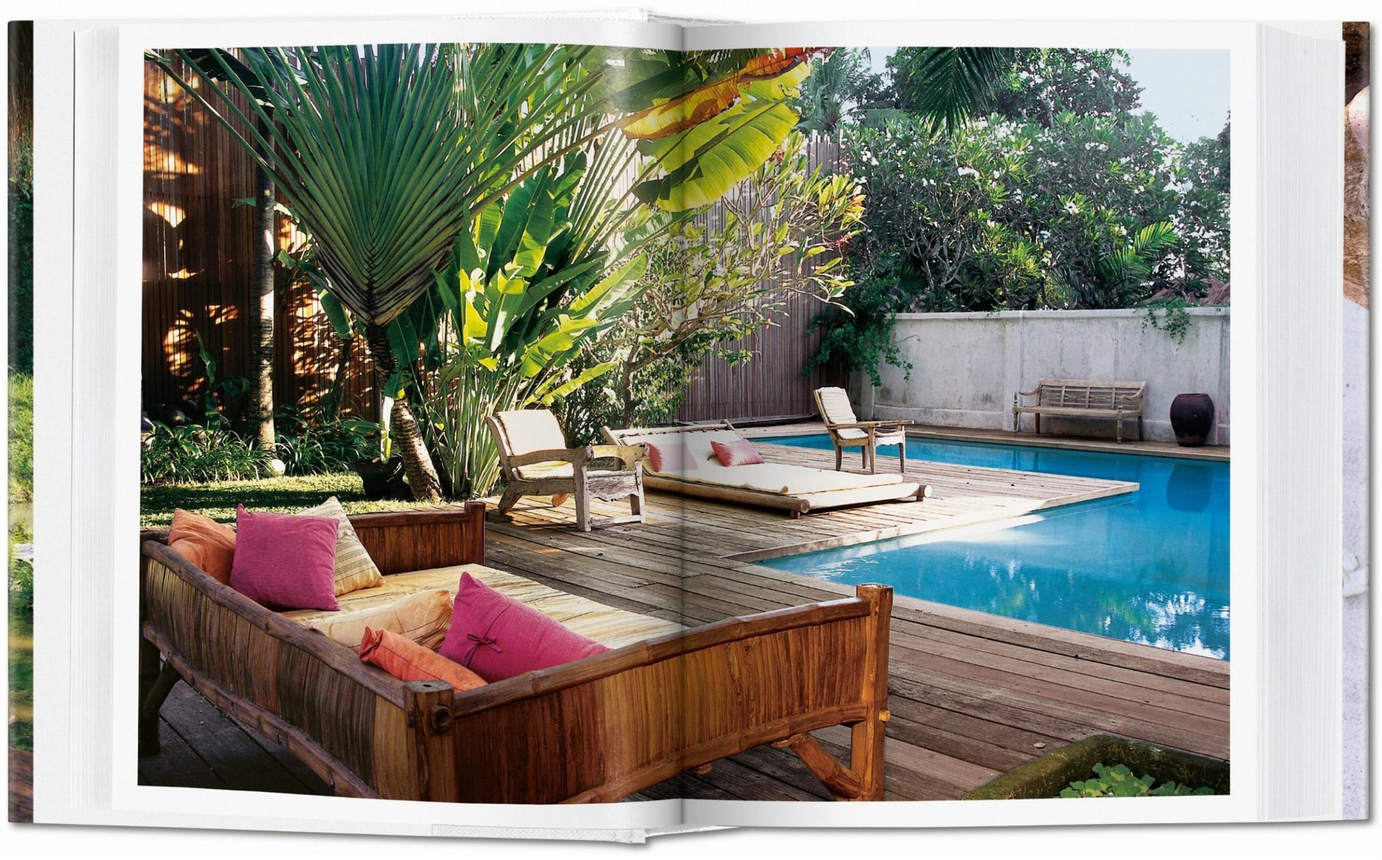 Living in Bali. 45th Ed.