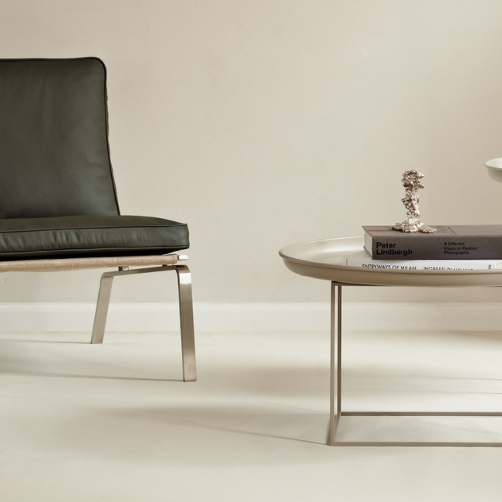 MAN LOUNGE CHAIR