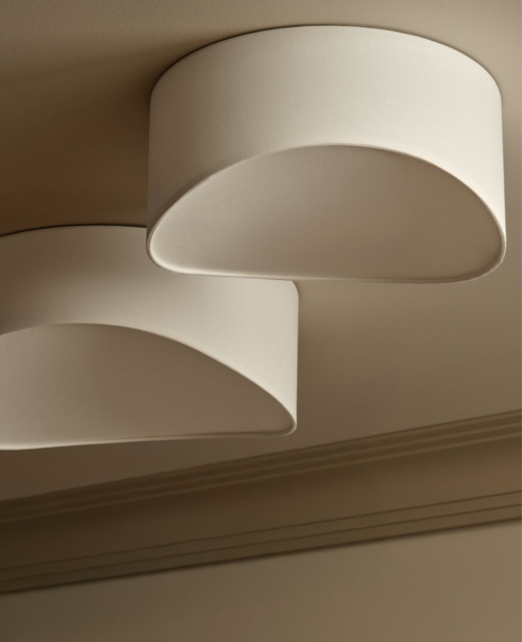 Tajo Ceiling Light