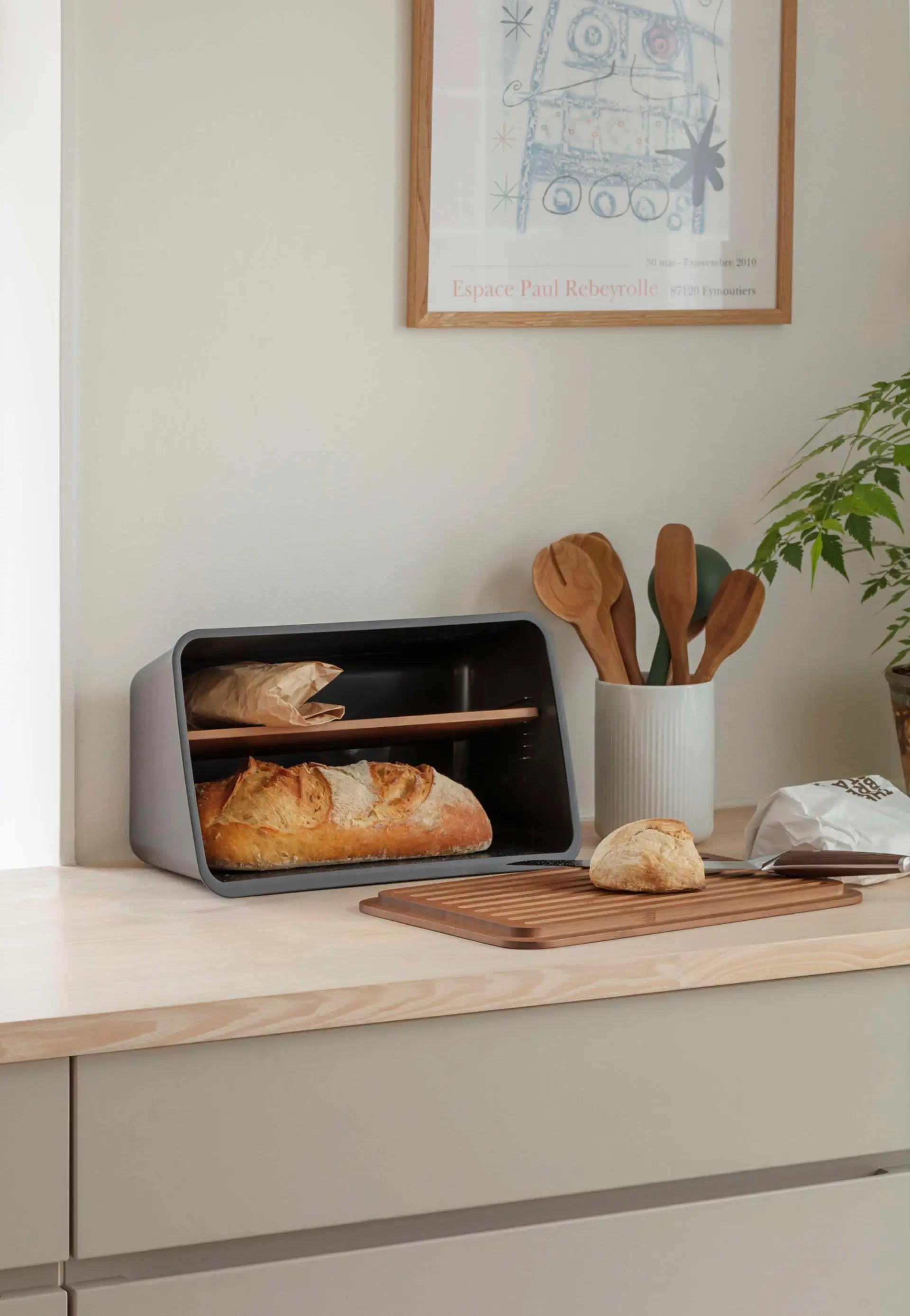 NORDIC KITCHEN BREAD BOX / BLACK