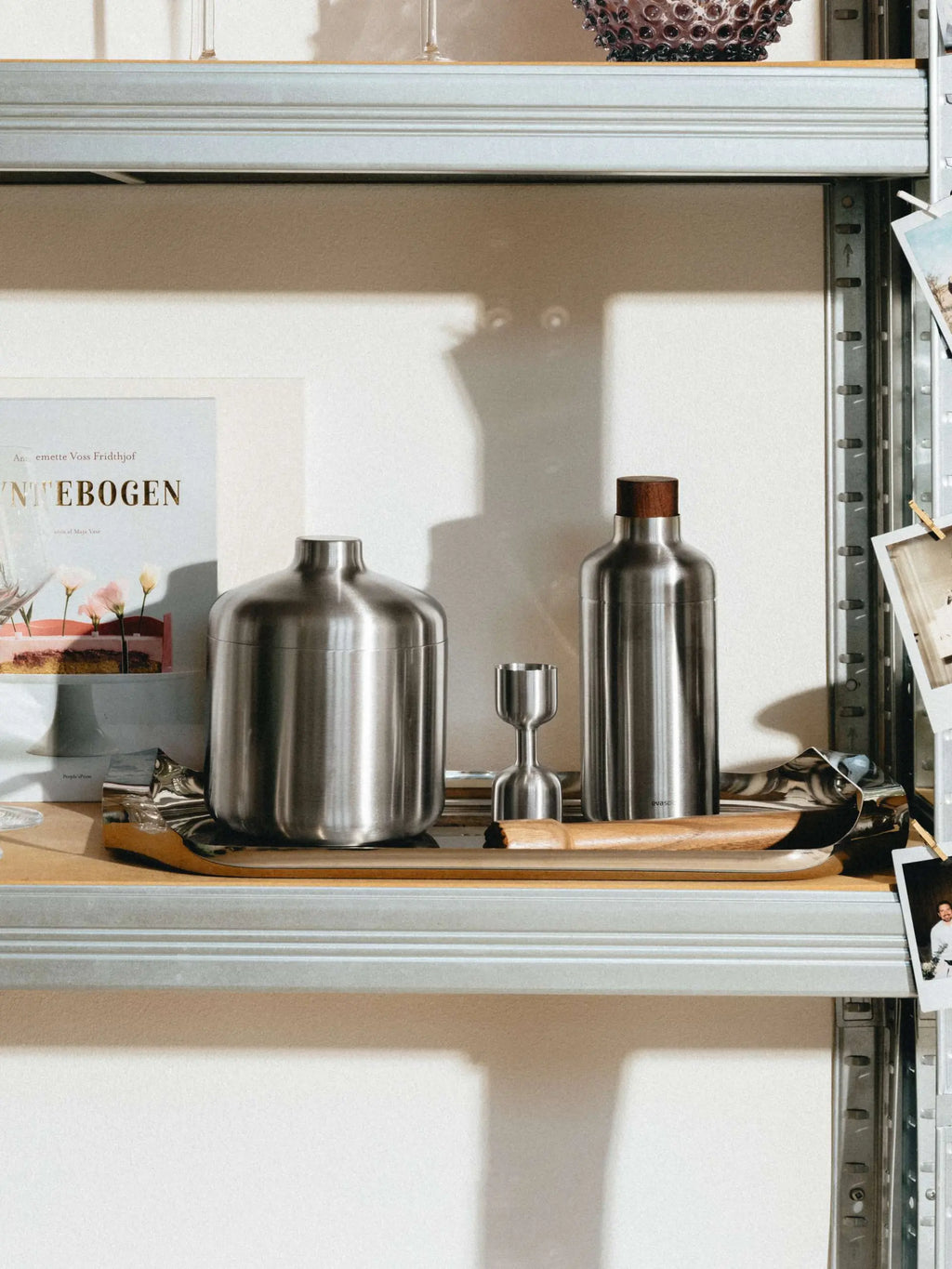 LIQUID LOUNGE COCKTAIL SHAKER