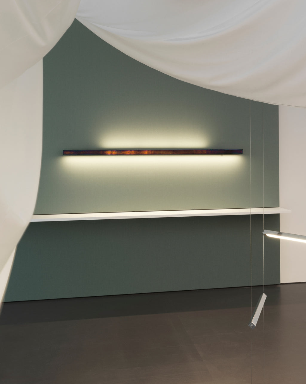 I-MODEL Wall Mounted Lamp