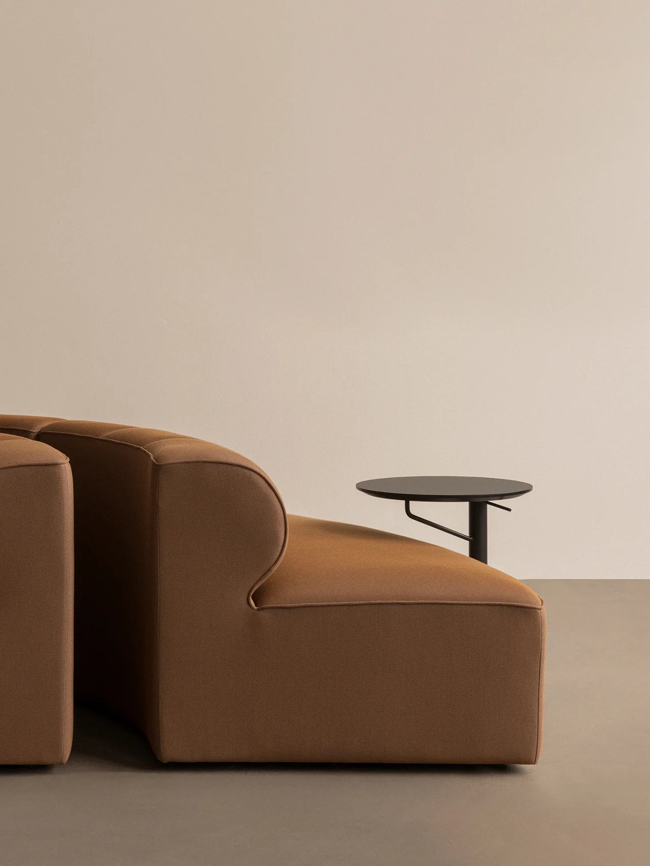AUDO - BRANCH SIDE TABLE