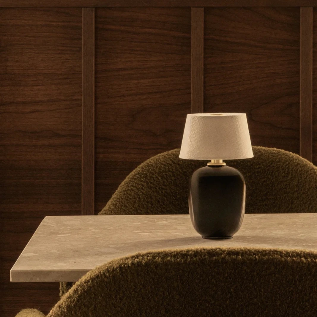 AUDO - TORSO TABLE LAMP, PORTABLE