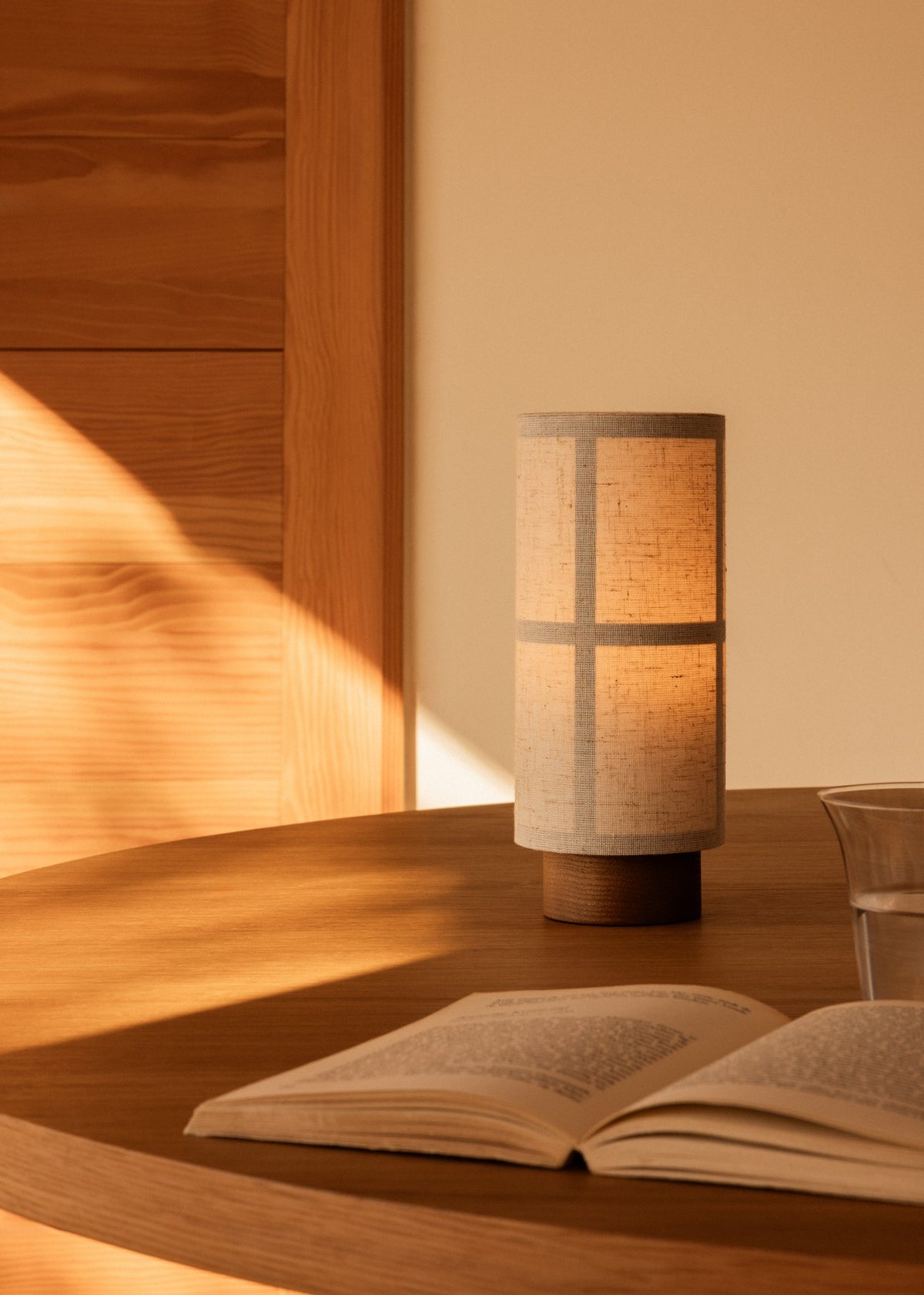Hashira Table Lamp | Portable