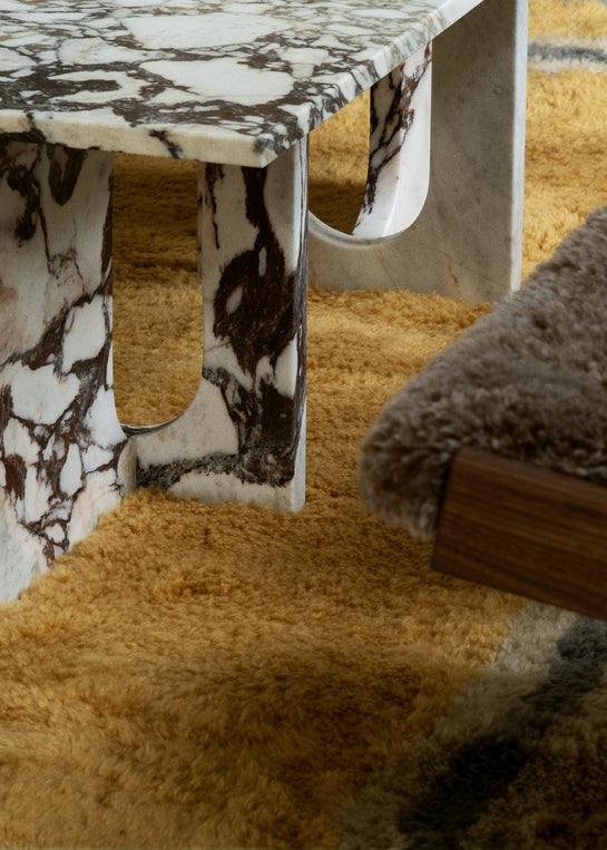 Androgyne Lounge Table