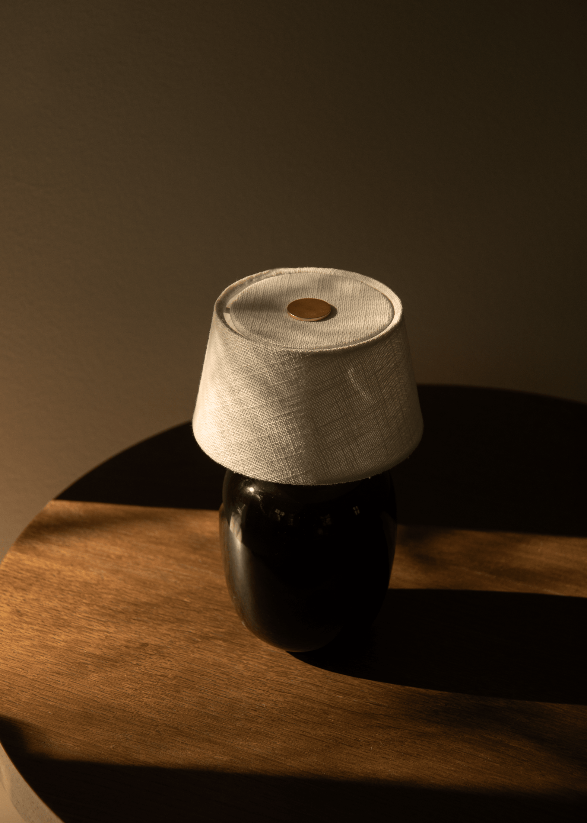 TORSO TABLE LAMP, PORTABLE