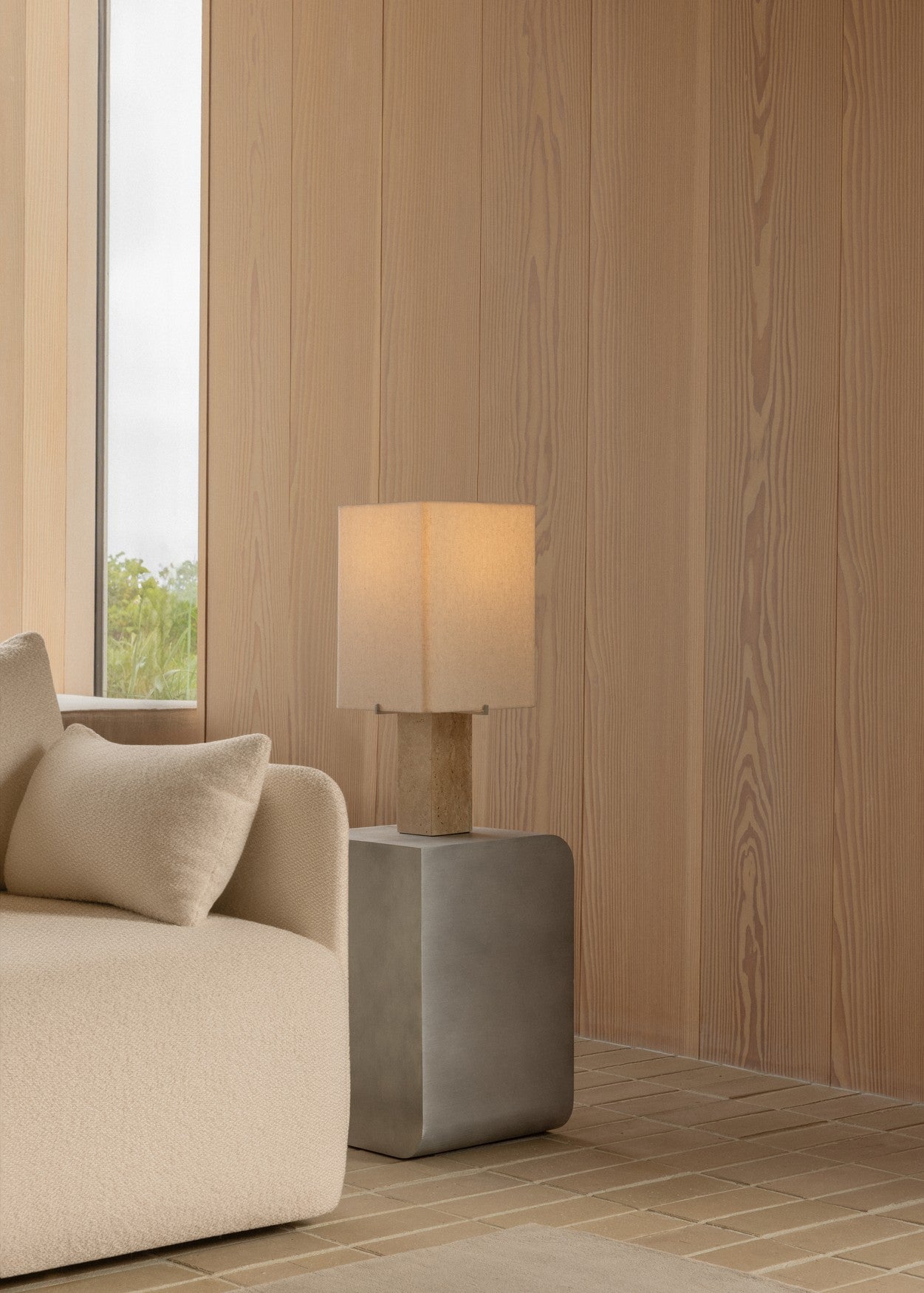 Nonna Table Lamp / Travertine