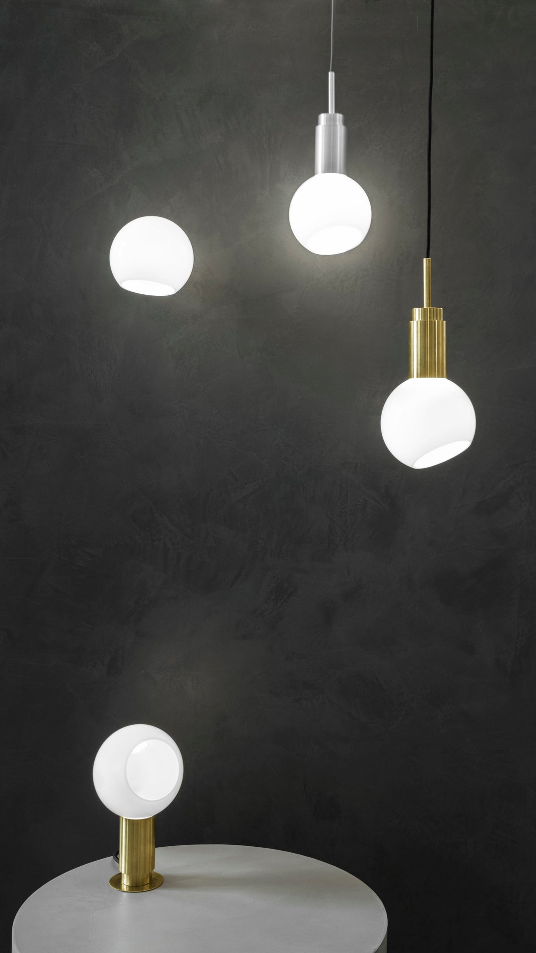 Donya Wall Lamp