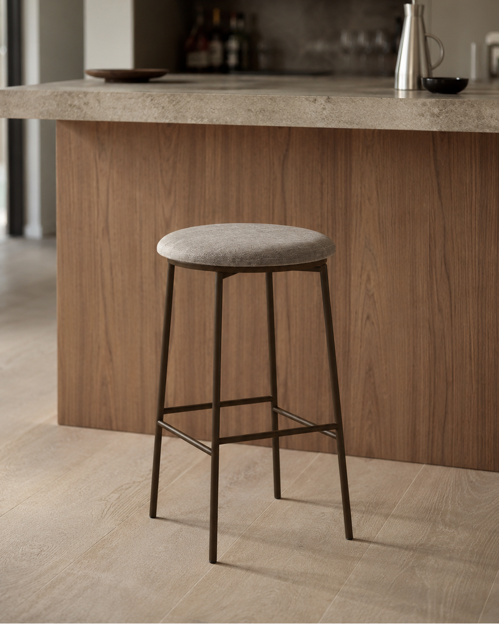 Evi Stool
