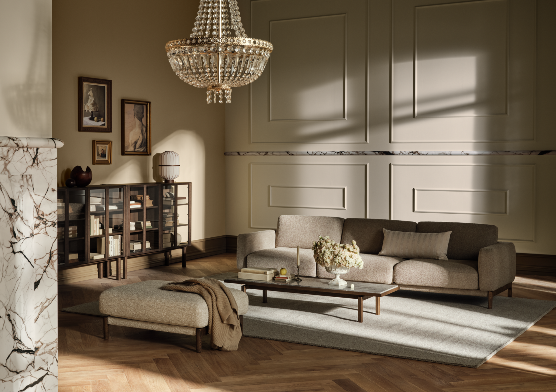 Chleo Sofa