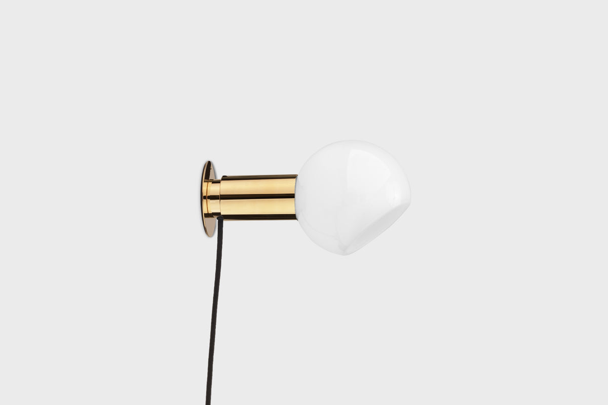 Donya Wall Lamp