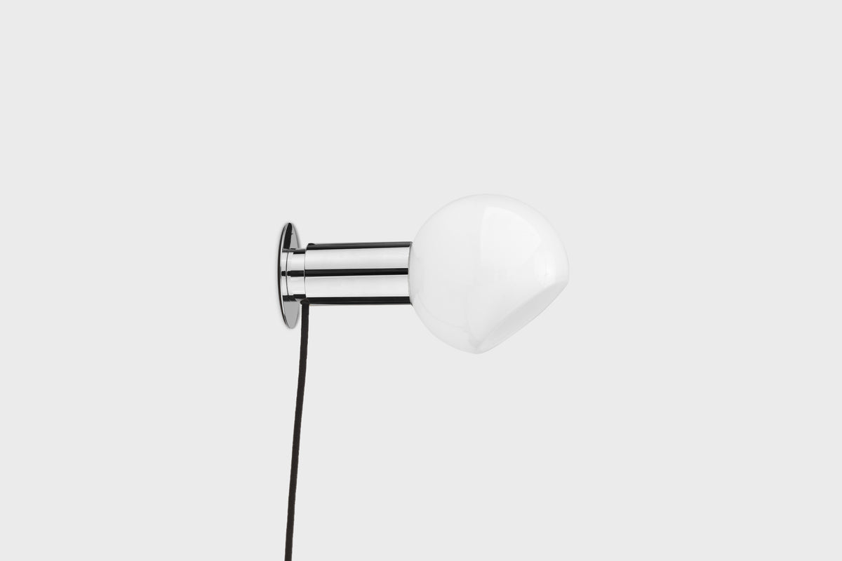 Donya Wall Lamp