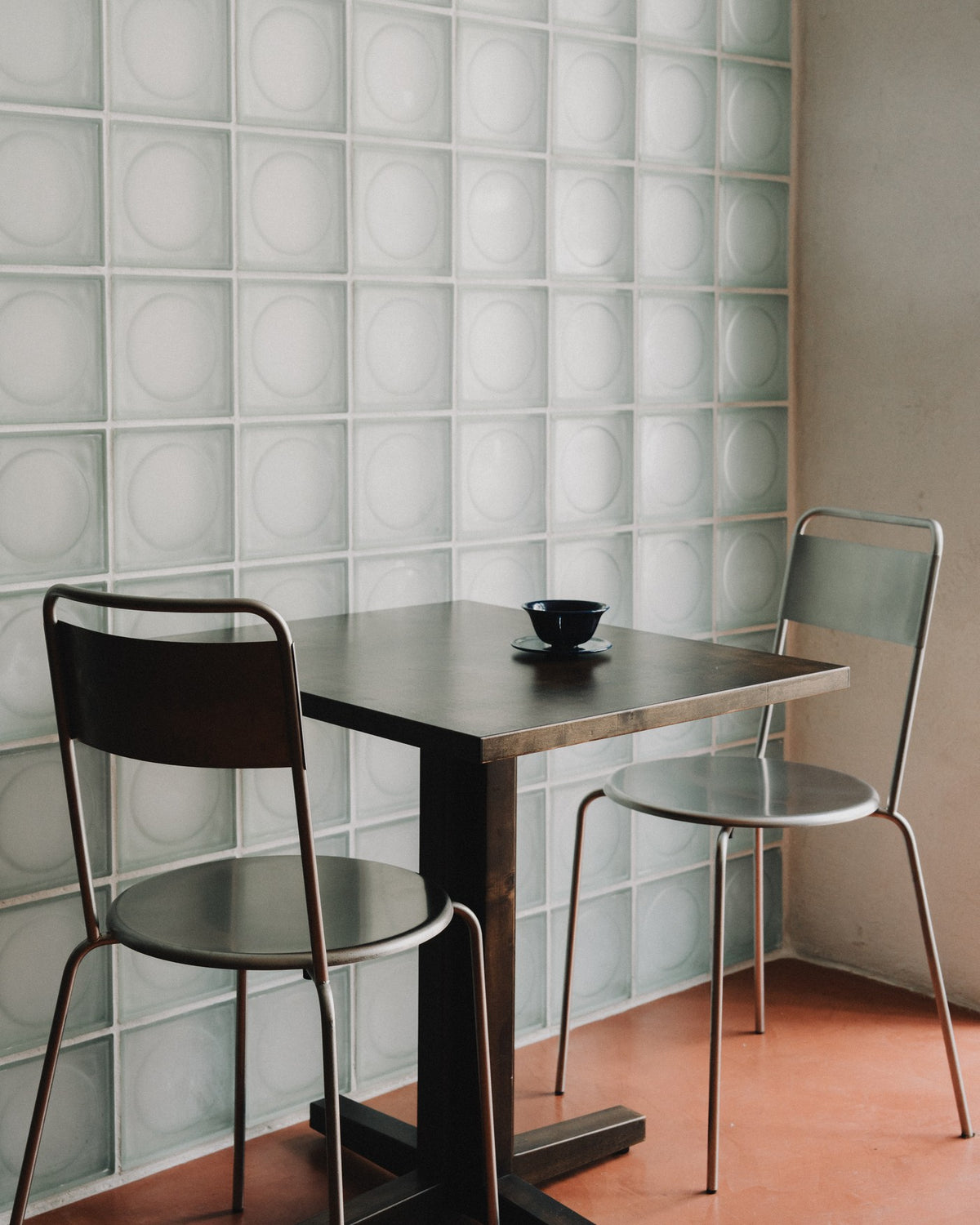 Petit Rond Chair | Stainless Steel