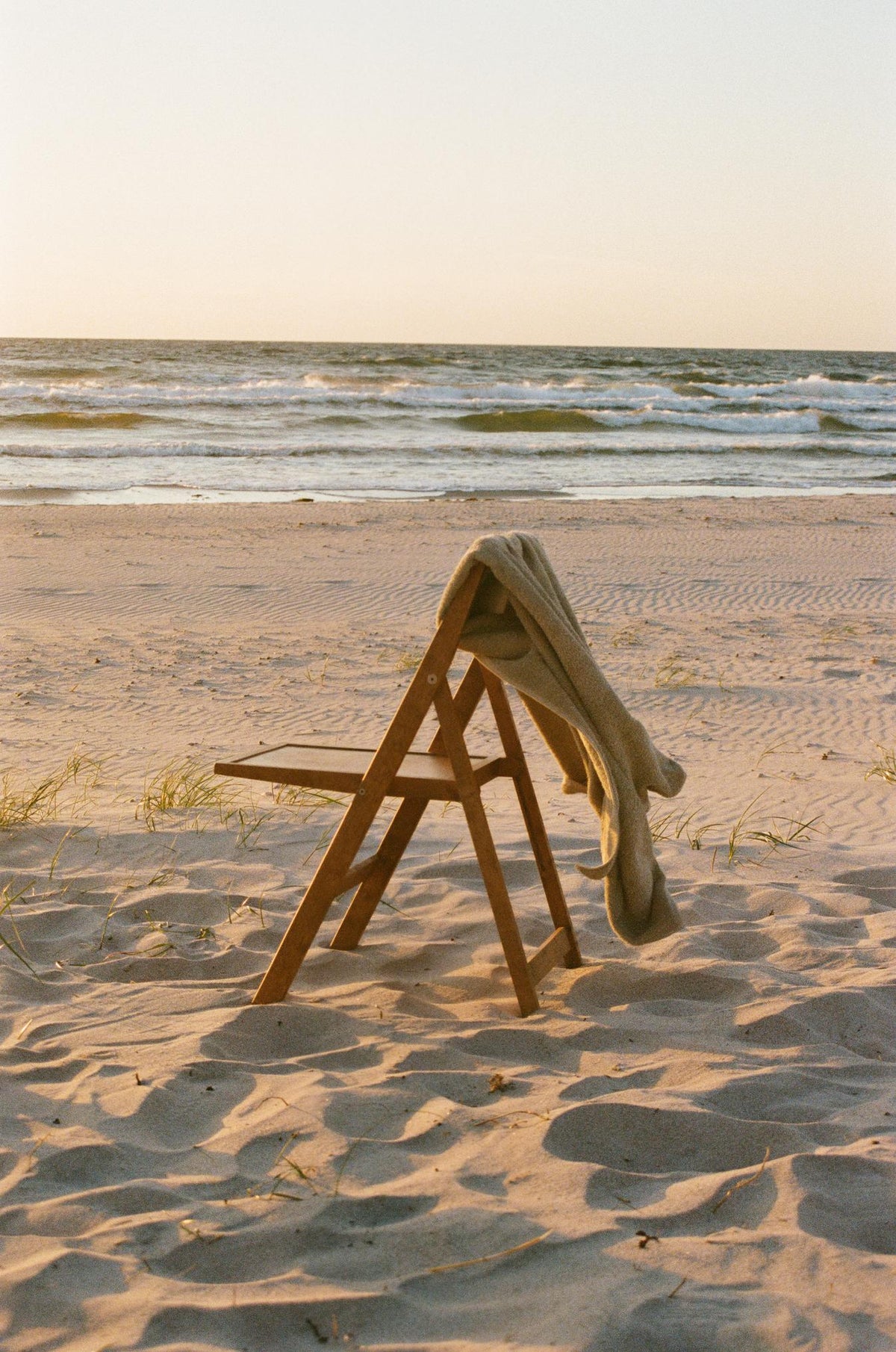 Folding Flat Chair