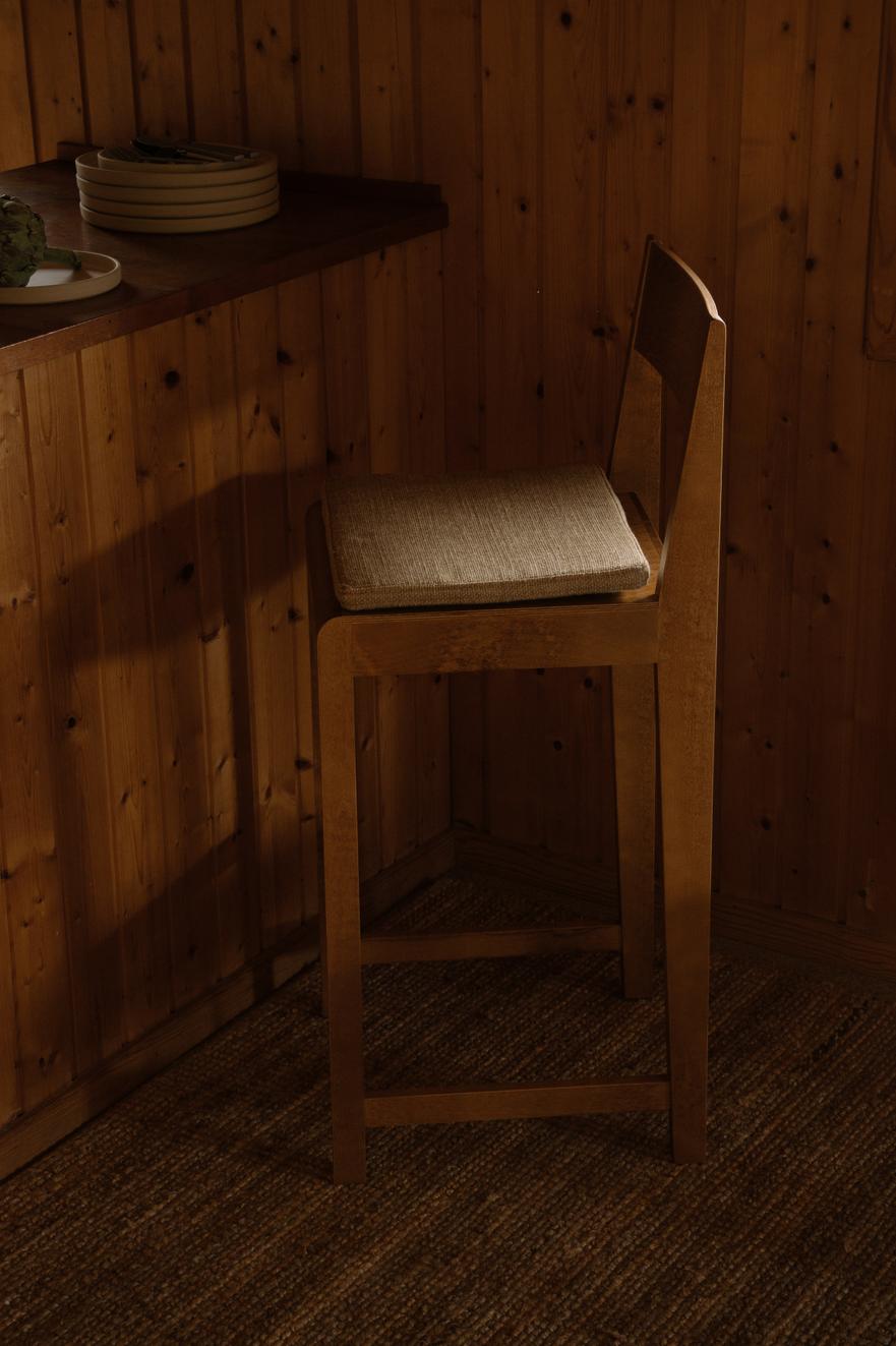 Bar Chair 01
