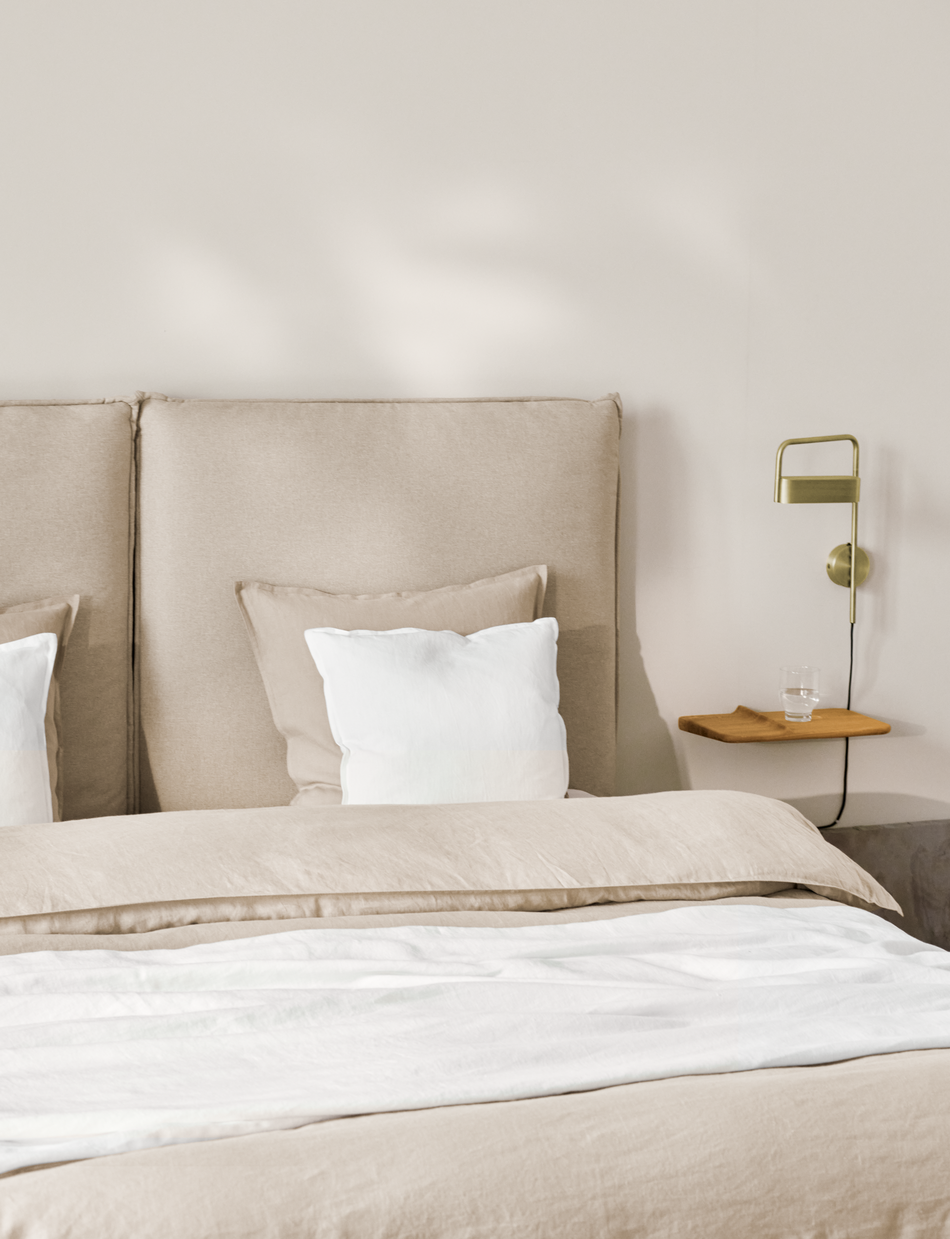 Scribe Wall Lamp