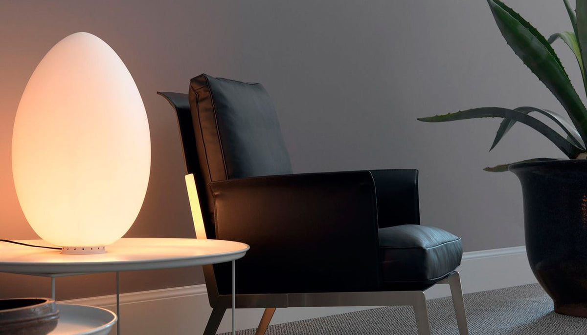 Uovo Table Lamp