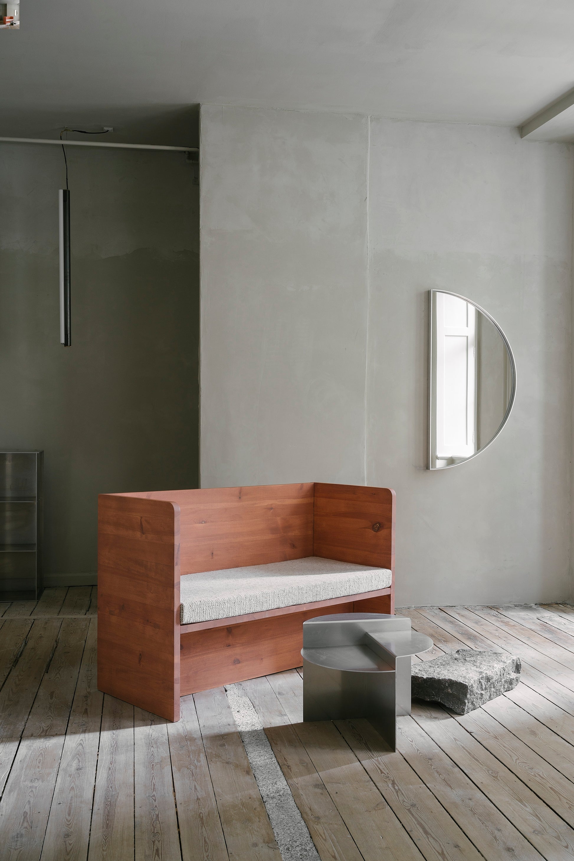 Rivet Side Table | ALUMINUM