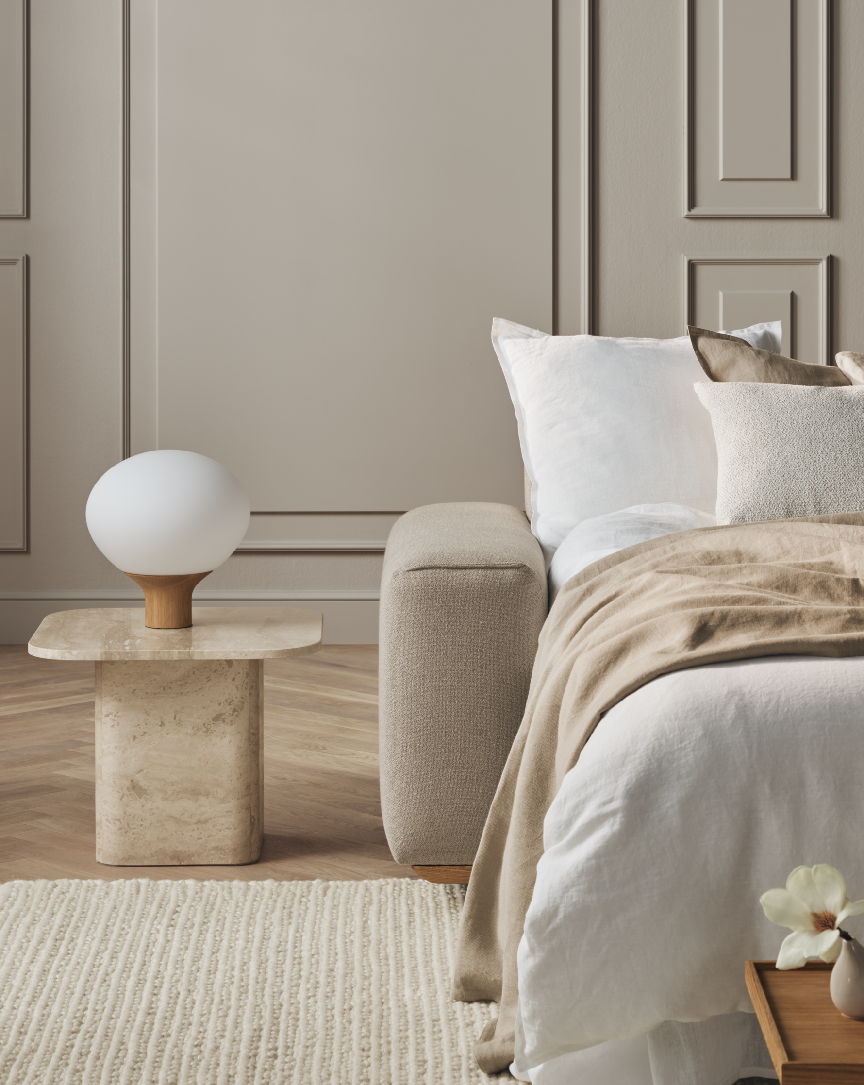 Acorn Table Lamp
