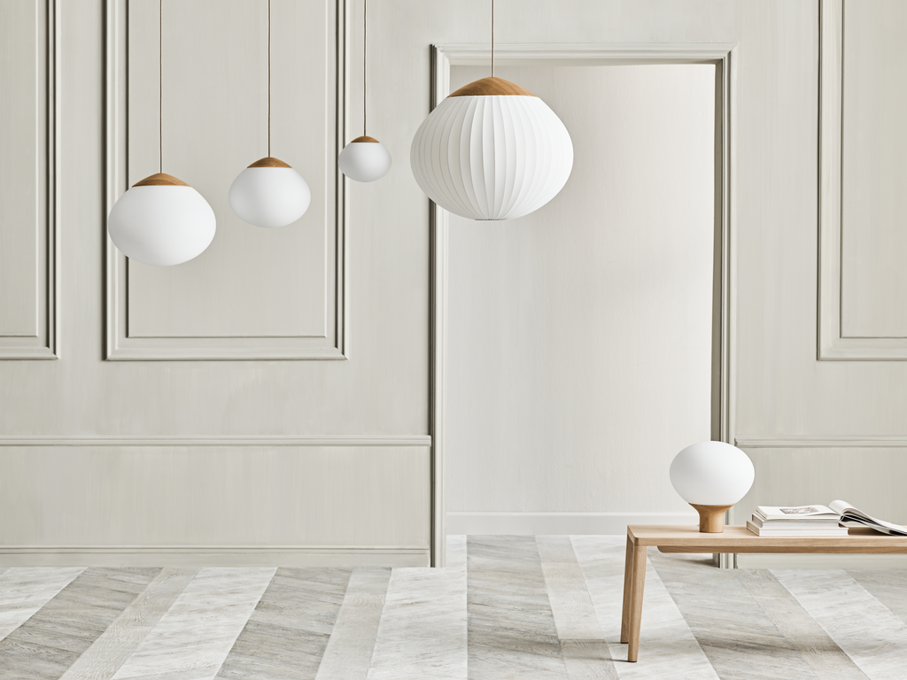 Acorn Table Lamp