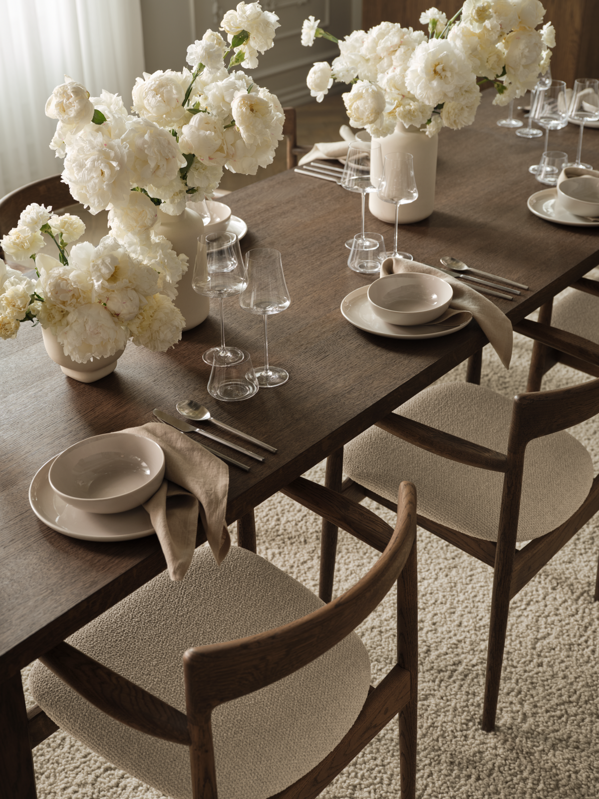 Graceful Dining Table
