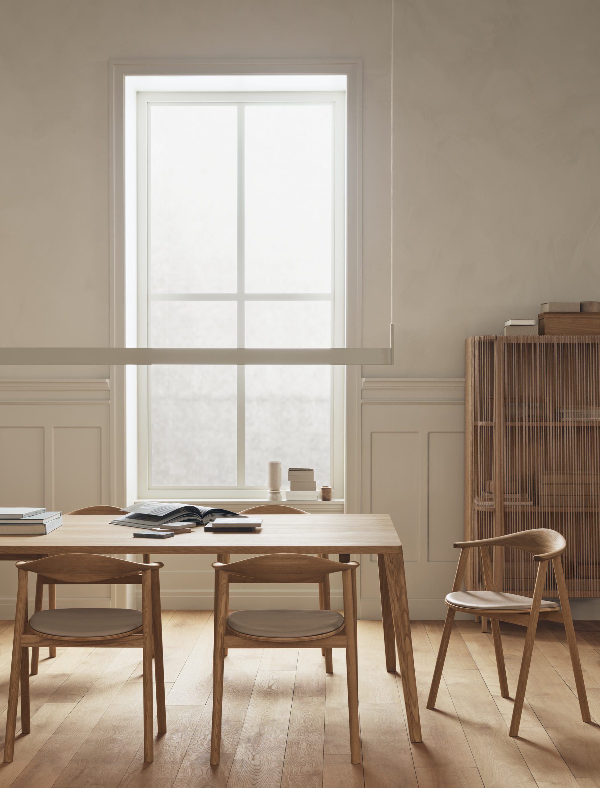 Graceful Grand Table / 390 x 120 cm, 30 mm w. Cable Management, Oiled oak, Solid