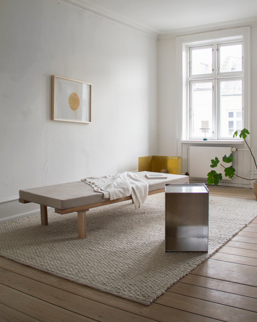 Rivet Box Table | Aluminum