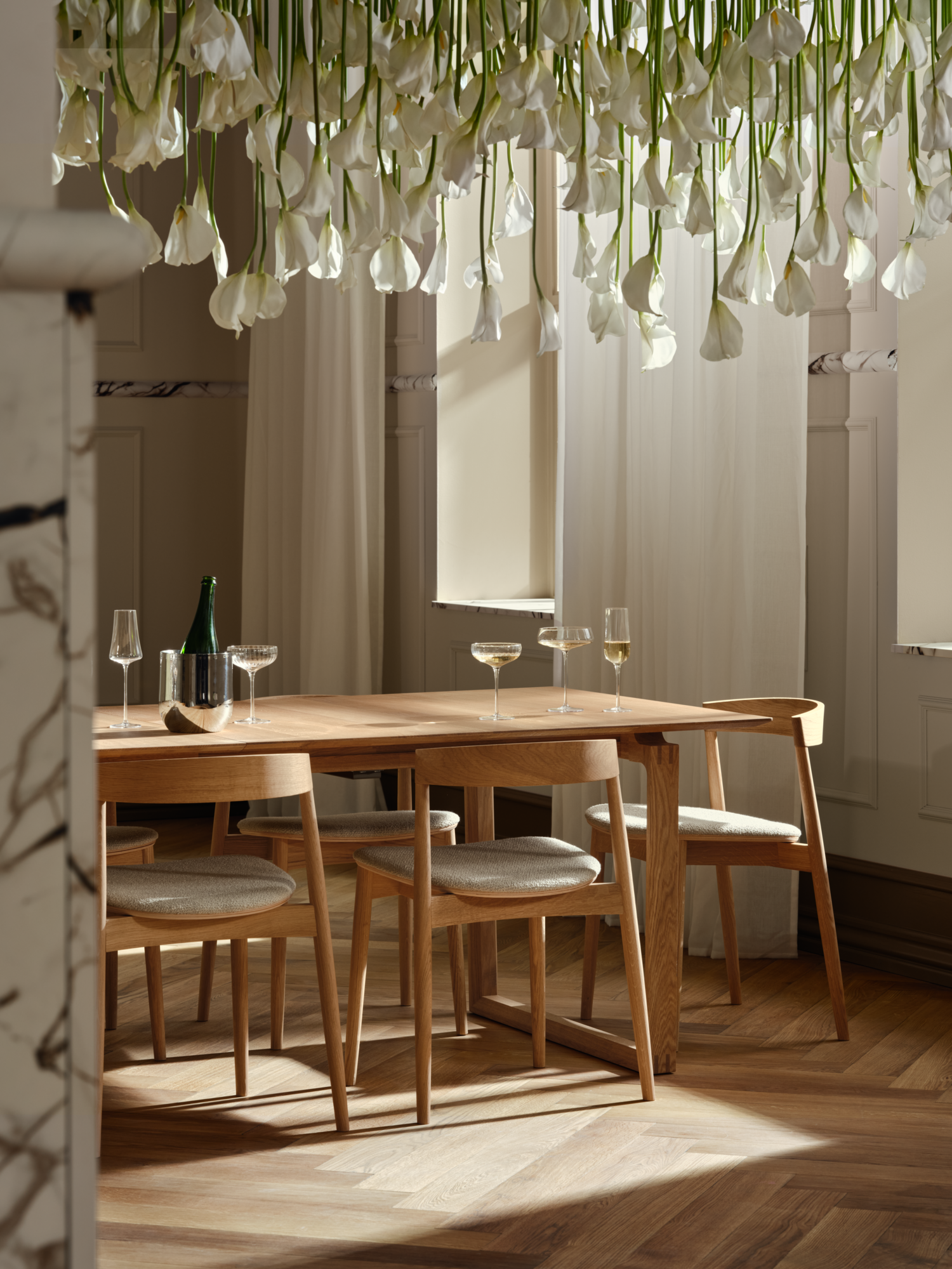 Kuma Dining Table