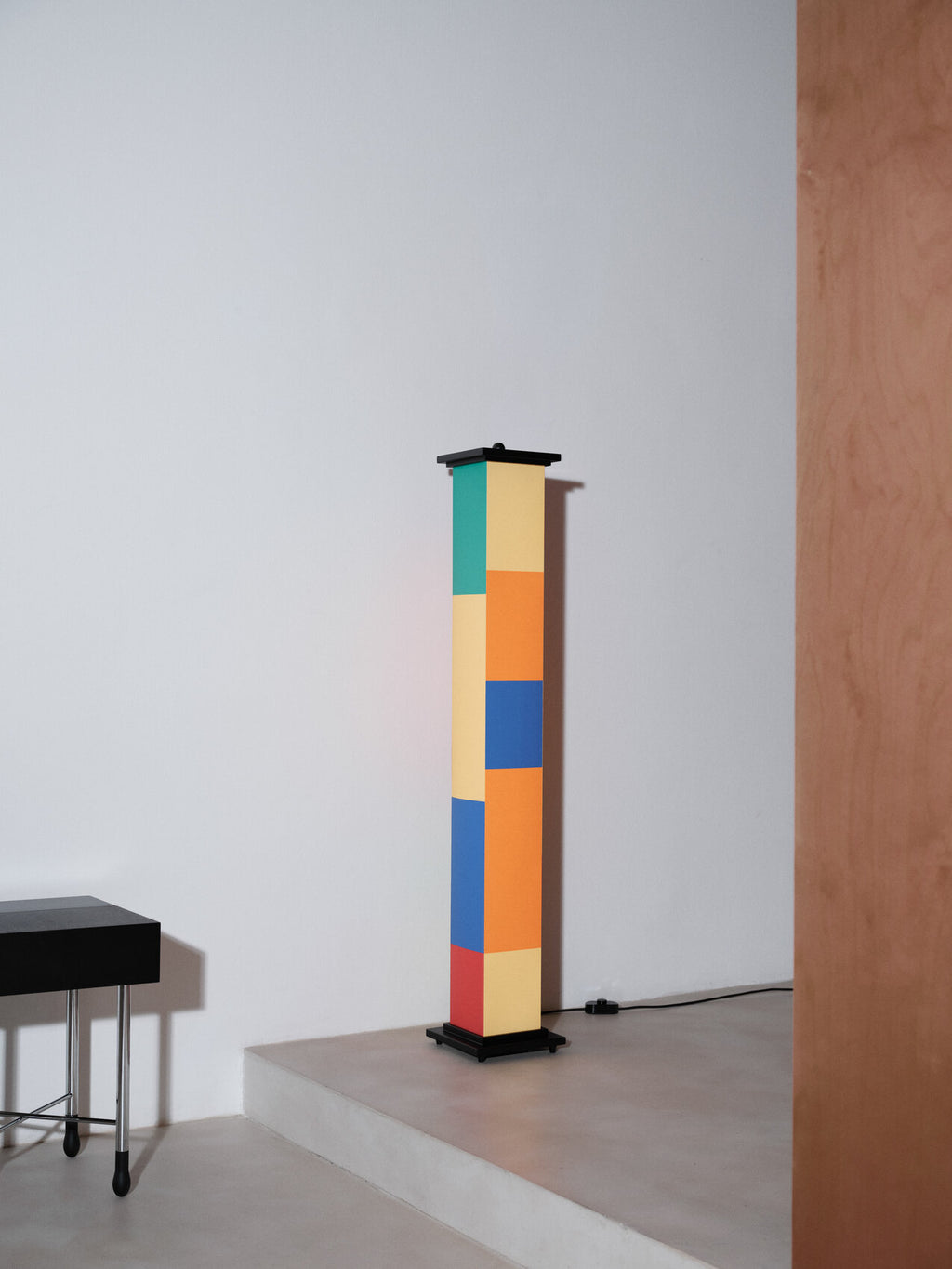 La Bella Durmiente Floor Lamp