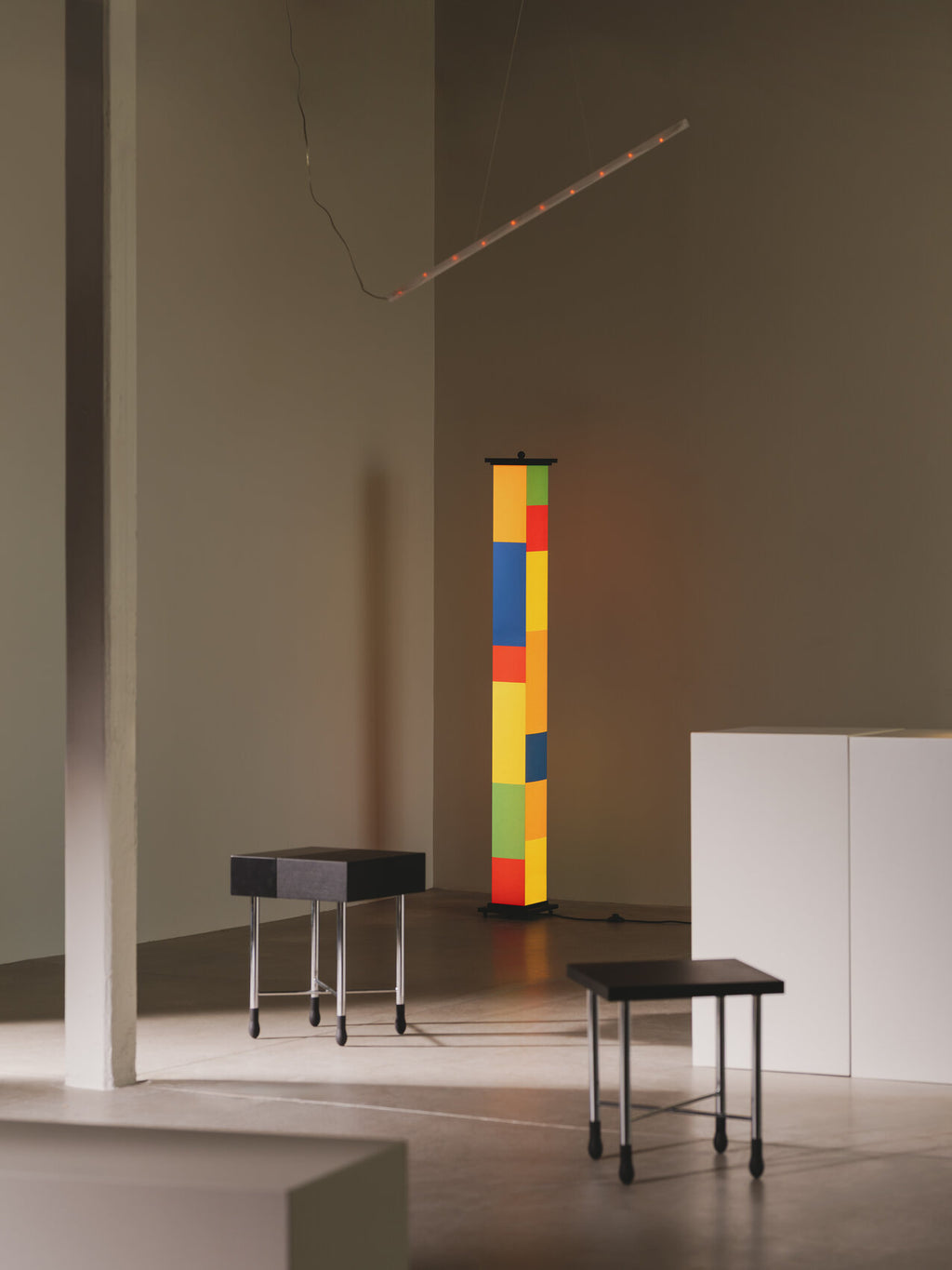 La Bella Durmiente Floor Lamp