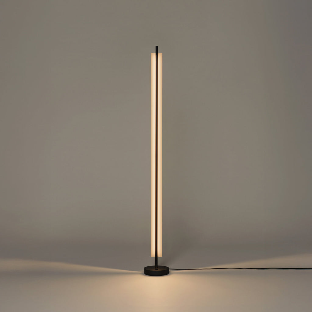 Lámina Floor Lamp | 45 & 165